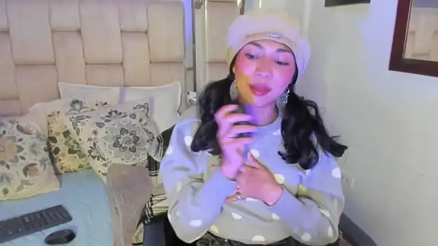 Eva cute7 online show from April 16, 2026, 3:18 am