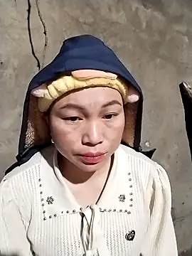 Snapshot of cong1122 chatting on February 17, 2026, 9:54 pm cong1122 online show from February 17, 2026, 9:54 pm