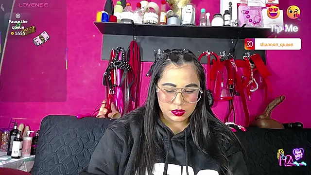 shannon queen- online show from June 26, 2026, 6:29 am
