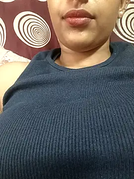 komalsharma99 online show from April 30, 2026, 8:53 am