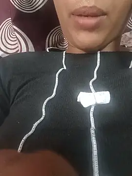 komalsharma99 online show from June 10, 2026, 7:51 am