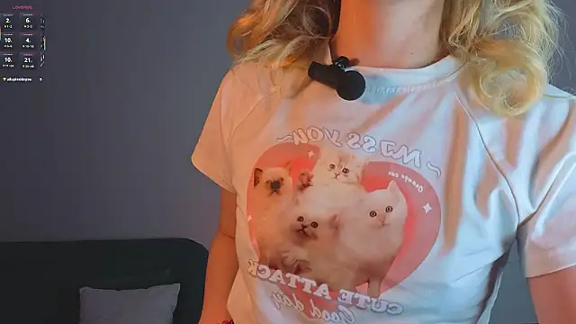 LollyBaby4u online show from March 3, 2026, 2:39 am