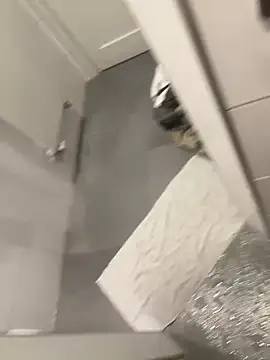 jayonhard online show from April 13, 2026, 3:06 pm