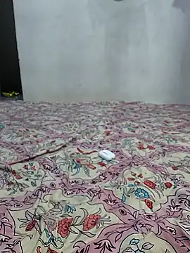 Snapshot of shanu_0 chatting on June 11, 2026, 12:32 am shanu 0 online show from June 11, 2026, 12:32 am