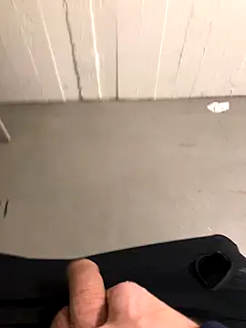 Tommyzzzzzz online show from November 16, 2025, 5:51 pm