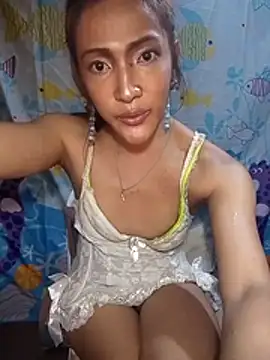 GeorginaLove09 online show from April 10, 2026, 9:41 pm