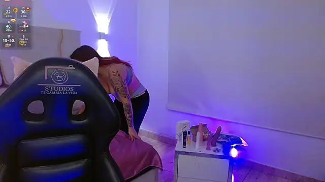 Sashaa tay online show from February 21, 2026, 7:15 pm