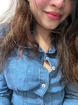 riya sharma11 online show from April 13, 2026, 5:07 pm