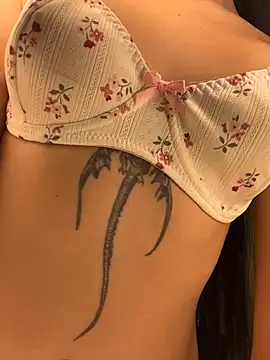 BadLilAngelXXX online show from March 9, 2026, 1:15 pm