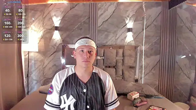 Snapshot of Manson_and_Zoe chatting on February 8, 2026, 11:24 am Manson and Zoe online show from February 8, 2026, 11:24 am