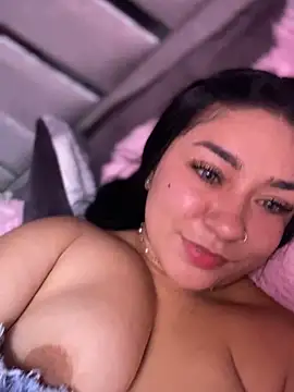 Snapshot of Grecia_Valmont chatting on February 25, 2026, 6:39 pm Grecia Valmont online show from February 25, 2026, 6:39 pm