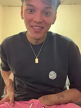 Snapshot of seucasal chatting on February 25, 2026, 7:56 pm seucasal online show from February 25, 2026, 7:56 pm