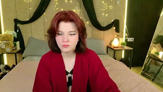 Milana Bold online show from May 17, 2026, 9:11 pm
