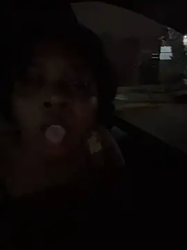 Snapshot of Ebony_Queeen chatting on May 3, 2026, 2:39 am Ebony Queeen online show from May 3, 2026, 2:39 am