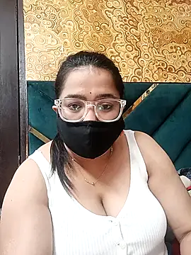 GangbangCouple online show from March 3, 2026, 9:26 am