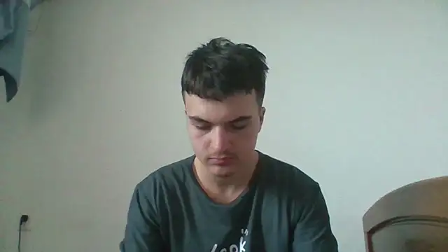 Snapshot of MrPine19 chatting on February 22, 2026, 4:24 am MrPine19 online show from February 22, 2026, 4:24 am