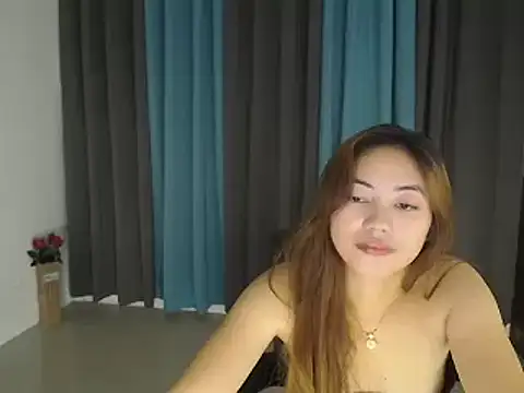 babydenxx69 online show from February 15, 2026, 11:08 am