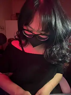 HaleyKin online show from March 30, 2026, 6:42 pm