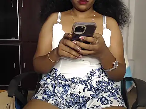 VixenNandhu online show from March 10, 2026, 7:24 am