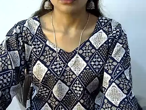 Mehaak  online show from June 25, 2026, 5:12 am
