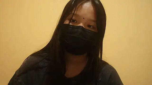 PRENCY CUTE online show from April 4, 2026, 8:56 am