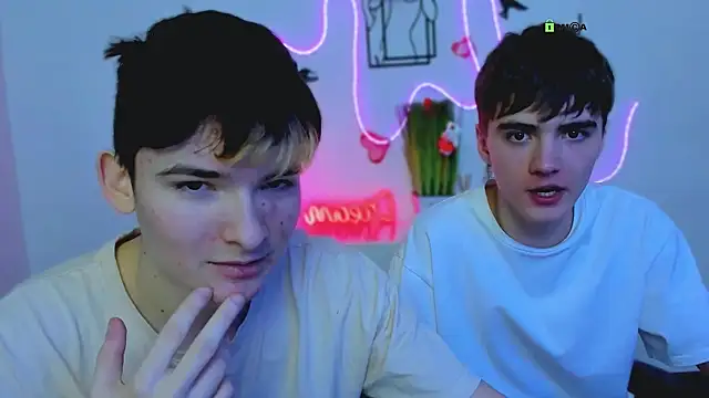 Snapshot of emil_lucky chatting on February 21, 2026, 7:26 pm emil lucky online show from February 21, 2026, 7:26 pm