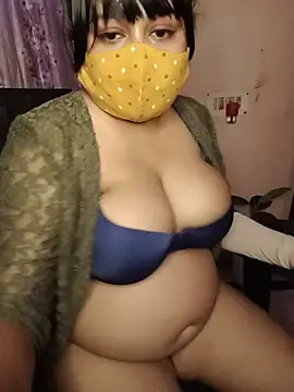 Lovely-Lina7 online show from May 23, 2026, 6:56 pm