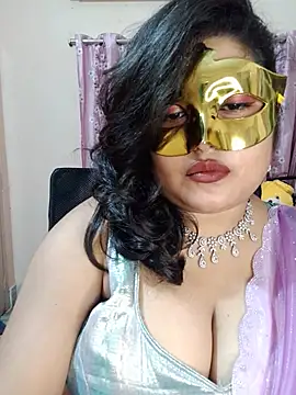Lovely-Lina7 online show from July 3, 2026, 6:03 pm