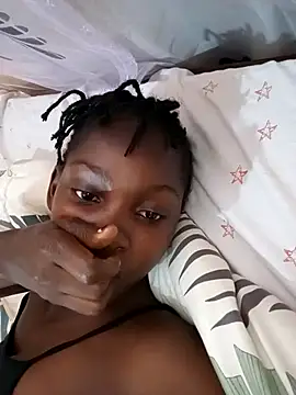 sexy littleone online show from March 15, 2026, 11:05 am