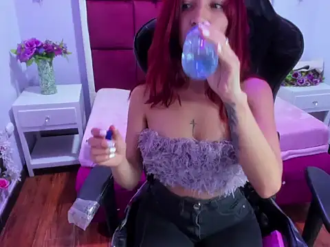 Snapshot of NinaaDark chatting on March 2, 2026, 6:37 pm NinaaDark online show from March 2, 2026, 6:37 pm