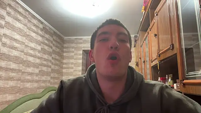 MoonlightVera online show from March 10, 2026, 5:29 pm