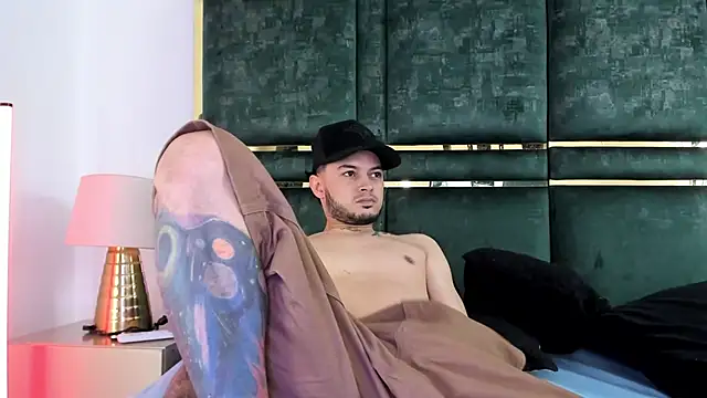 GaelyCoral online show from March 22, 2026, 11:57 am