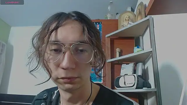 najimi uwu  online show from February 25, 2026, 1:59 am