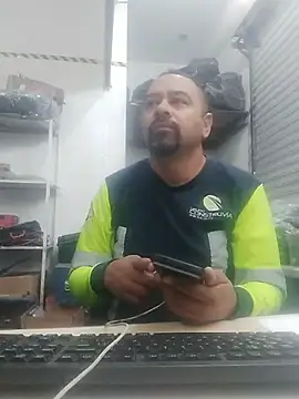 OMARMEX1 online show from May 6, 2026, 1:38 pm