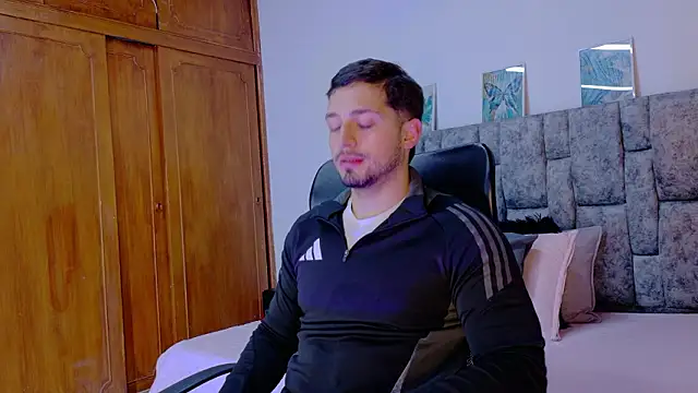 NICK MOSS  online show from February 21, 2026, 11:11 am