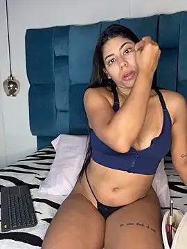venezolana  caro online show from February 12, 2026, 12:11 pm