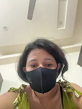 Snapshot of raavigirl chatting on February 28, 2026, 9:21 am raavigirl online show from February 28, 2026, 9:21 am