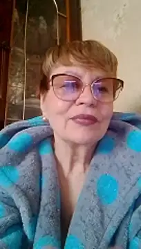Snapshot of SophieBurns chatting on April 20, 2026, 10:29 am SophieBurns online show from April 20, 2026, 10:29 am
