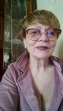 Snapshot of SophieBurns chatting on May 9, 2026, 10:31 am SophieBurns online show from May 9, 2026, 10:31 am