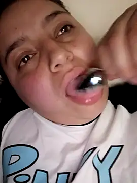 Snapshot of MajoArias chatting on March 2, 2026, 5:08 am MajoArias online show from March 2, 2026, 5:08 am