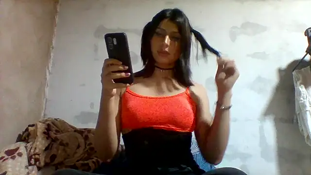 lucyscay  online show from May 16, 2026, 4:20 am