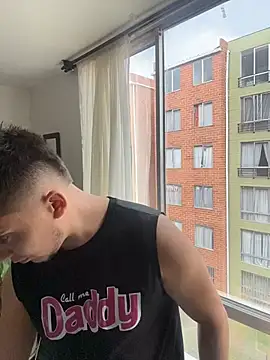 Snapshot of Mau_rivers chatting on February 10, 2026, 8:24 pm Mau rivers online show from February 10, 2026, 8:24 pm