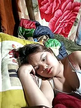 Luminana online show from March 26, 2026, 1:28 pm