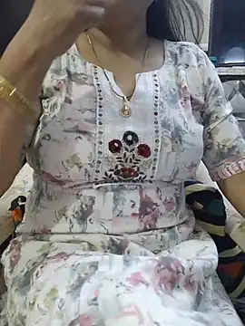 SexybeboX online show from April 16, 2026, 5:41 am