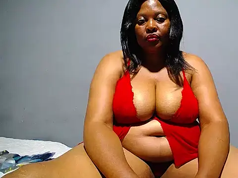 SEXYBUSTYEBONYXX online show from February 11, 2026, 4:39 am