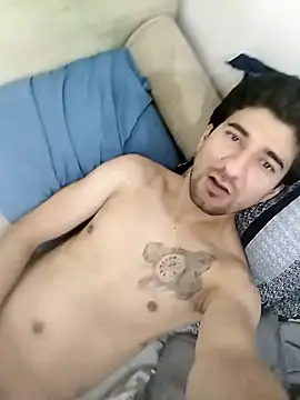 Camilo696903 online show from March 13, 2026, 4:35 pm