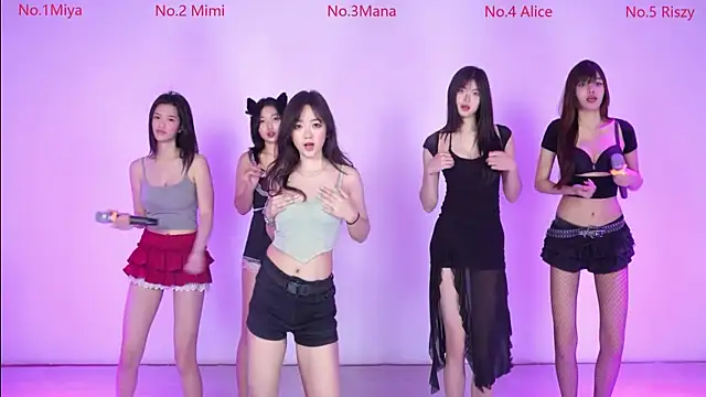 Velvet-girl online show from February 13, 2026, 10:22 am