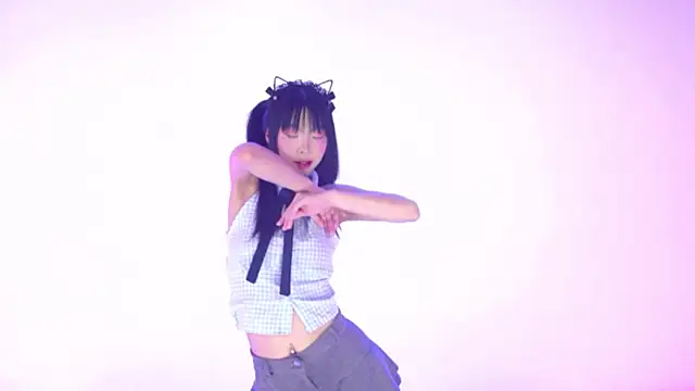 Believe-girl online show from May 23, 2026, 12:09 pm