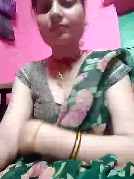 Komal4050 online show from June 15, 2026, 4:42 pm
