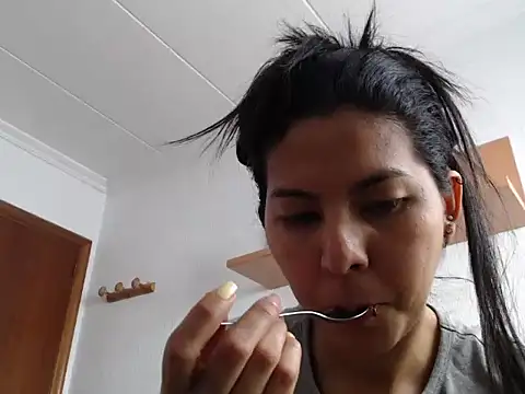 ZeforAitanna online show from February 17, 2026, 2:24 pm